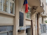 Petiční výbor Věrni zůstaneme, Anny Letenské 7